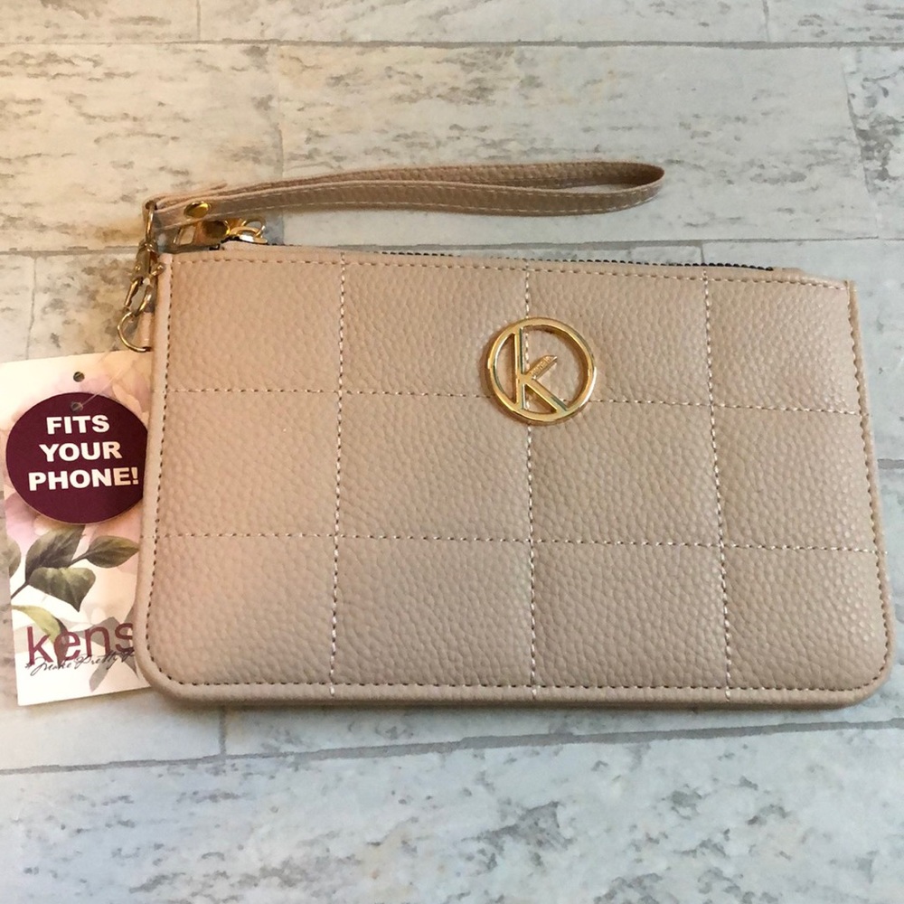 Kensie Quilted Vegan Leather Clutch Wristlet - Picture 1 of 8